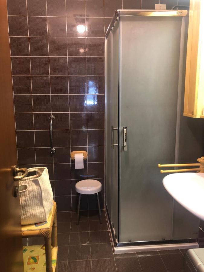 Casa Mic & Tig Apartment Menaggio Luaran gambar